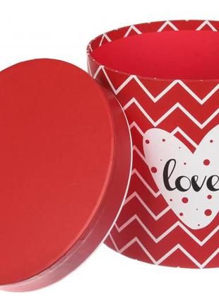 Набір круглих подарункових коробок "love" червоних (комплект 3 шт)2 фото