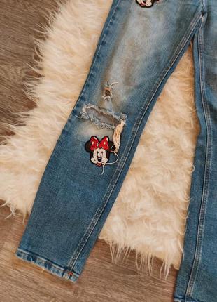 Трендовые качественные джинсы без дефектов с апликациями в идеальном состоянии от фирмы 🖤zara🖤2 фото