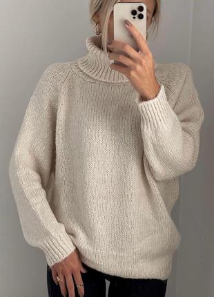 Стильный свитер с горлом в универсальном размере
