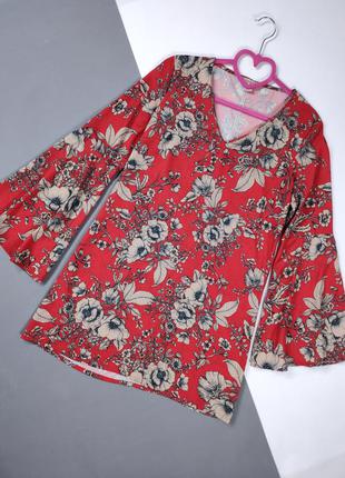 Красное платье в цветочный принт с широкими рукавами anna field