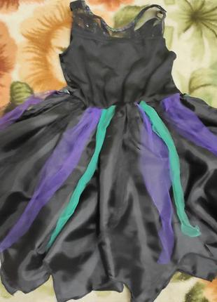 Карнавальное платье волшебницы колдунья леди вамп на 5-6лет4 фото