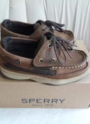 Продам нові топсайдеры sperry для хлопчика 10р.