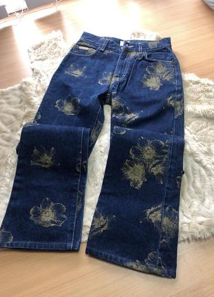 Оригинальные котоновые джинсы