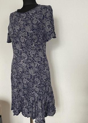 Сукня темно-синя з візерунком