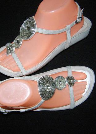 Рр 38-39 распаровка нові стильні босоніжки від bocage. шкіра.