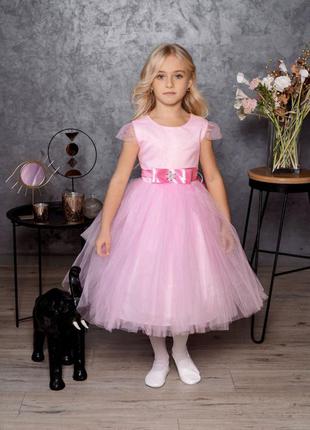 Красивое пышное платье розовое платье
