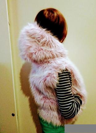 Хутряний дитячий жилет жилетка безрукавка з капюшоном на блискавці від бренду girl2girl3 фото