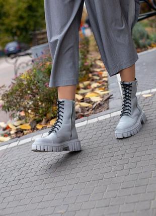 Женские кожаные ботинки, разные цвета