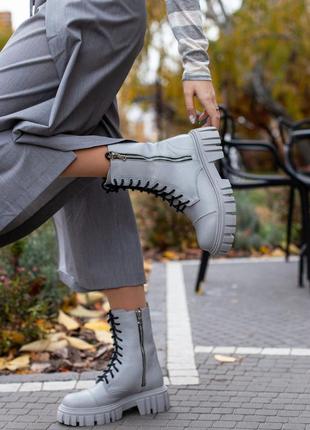 Женские кожаные ботинки, разные цвета