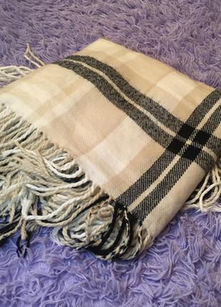 Шарф в клетку f&f с бахромой
