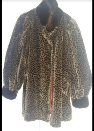 Невероятно красивая искусственная полушушка с широкими рукавами. швейцария.