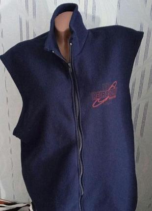 Жилетка флисовая