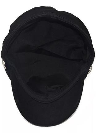 Женская кепка (кепи) с козырьком черного цвета2 фото