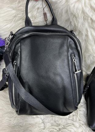 Шкіряний рюкзак