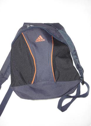 Рюкзак adidas оригинал 34х30см2 фото