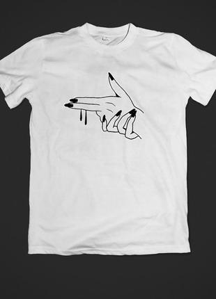 Футболка женская с печатью fingers