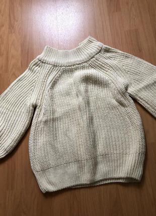 В'язаний светр з рукавами три чверті