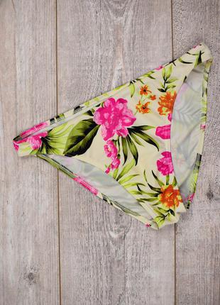 Дуже гарний низ від купальника resort