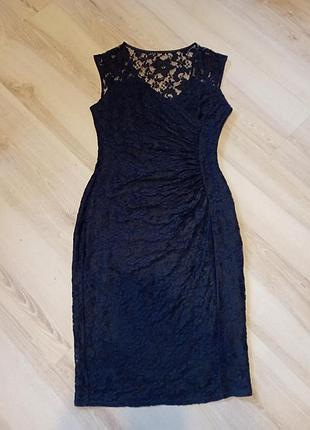 Сукня гіпюрову