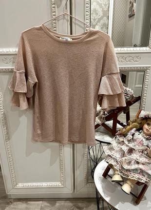 Стильная кофточка/ пудровая блуза с воланами в рубчик