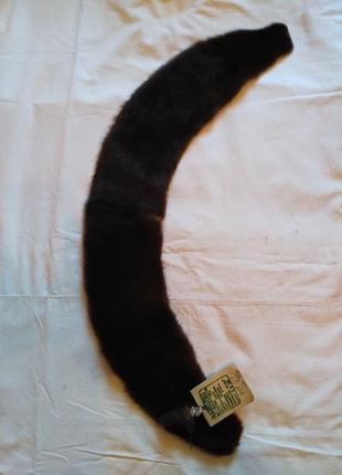 Воротник темно - коричневый. норка.