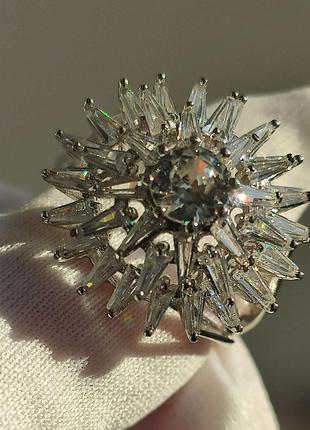 Кольцо с бриллиантовой огранкой2 фото