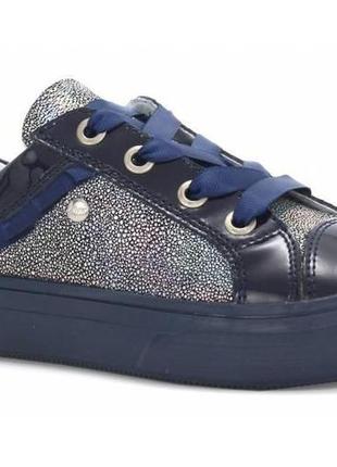 Туфлі цікавого дизайну для стильних дівчаток (33 розмір) bartek 5904699559502