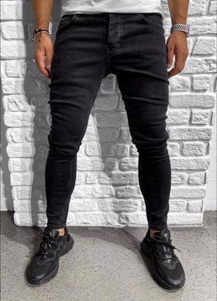 Джинсы