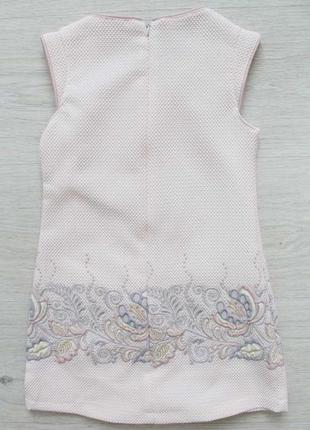 Платье светло-розовое с вышивкой и маленькой сумочкой (104 см.)  moonstar 86900001215337 фото