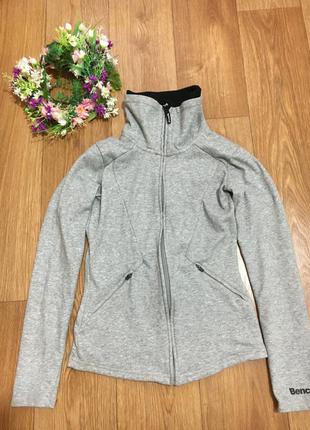 Спортивна кофта