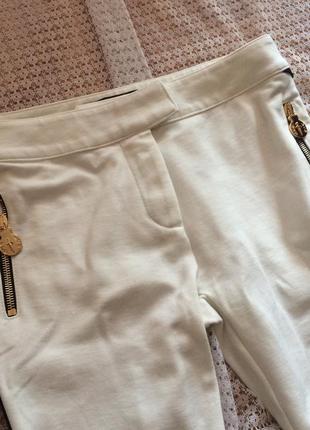 Шикарные белые брюки скинни с лампасами 4us cesare paciotti4 фото