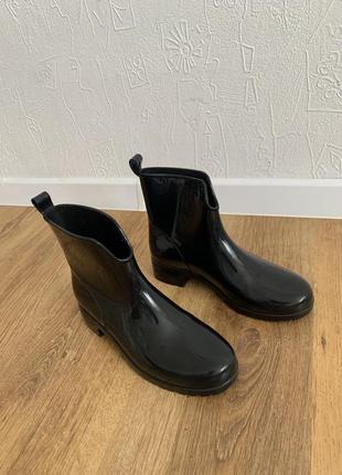 Гумові чоботи італія