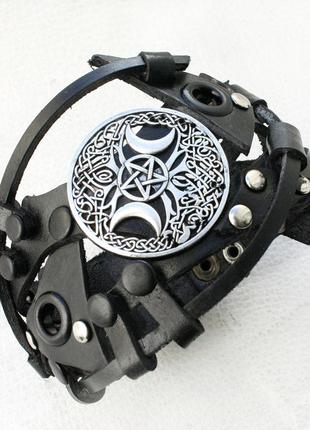 Шкіряний браслет готичний стиль