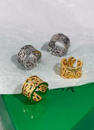 Серьги в стиле balenciaga