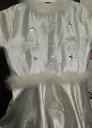 Комплект платье атлас снежинка ❄️и заколки ❄️3 фото