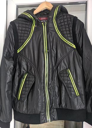 Бомбер  -  жилетка від тафіка