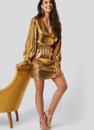Вечернее платье на запах в пайетки пайетках блестящее яркое золотое3 фото