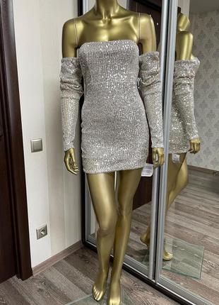 Серебристое платье мини с открытыми плечами и пышными рукавами asos5 фото
