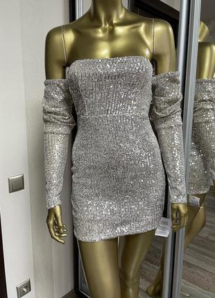 Серебристое платье мини с открытыми плечами и пышными рукавами asos6 фото