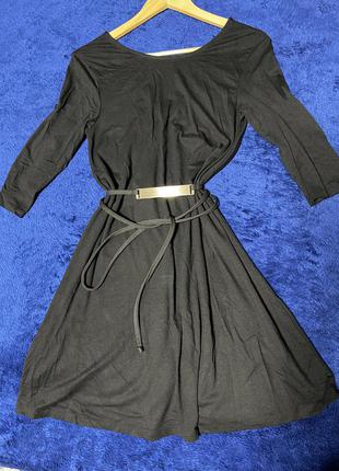 Хорошее базовое платье