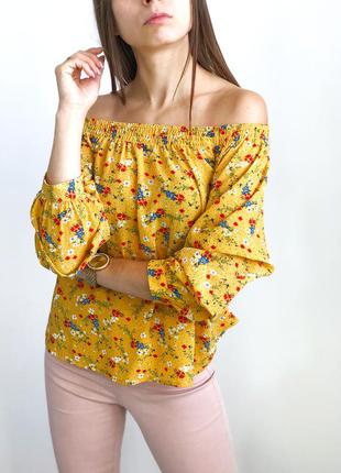 Горчичная блуза на плечи в мелкий цветочек с красивыми рукавами 1+1=33 фото