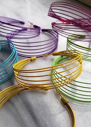 Сережки кільця різнокольорові багатошарові пружини