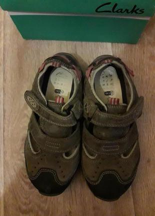 Босоножки clarks 29.5 р. стелька 19 см.