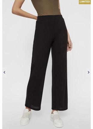 Брюки в рубчик базовые