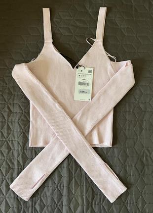 Топ вязаный с открытыми плечами