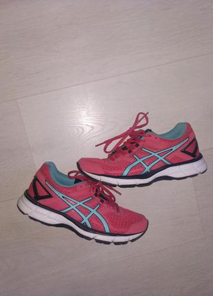 Кросівки оригінал 22,5 см asics