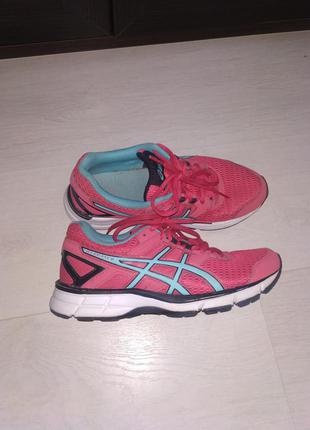 Кроссовки оригинал 22,5см asics7 фото