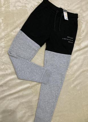 Спортивні штани primark