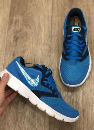 Кросівки nike 39 розмір