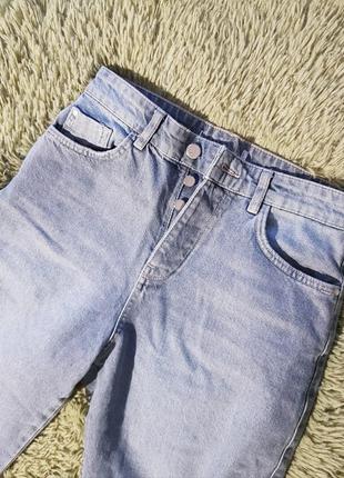 Джинсы на высокой посадке с дыркой, штаны zara, mom jeans